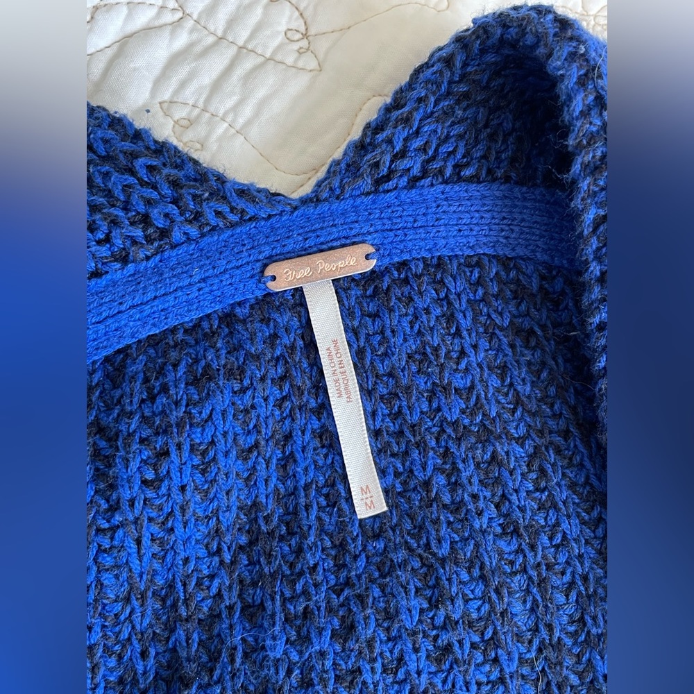 Bright Blue Heavy Knit Free People Cardigan - Picture 3 of 3